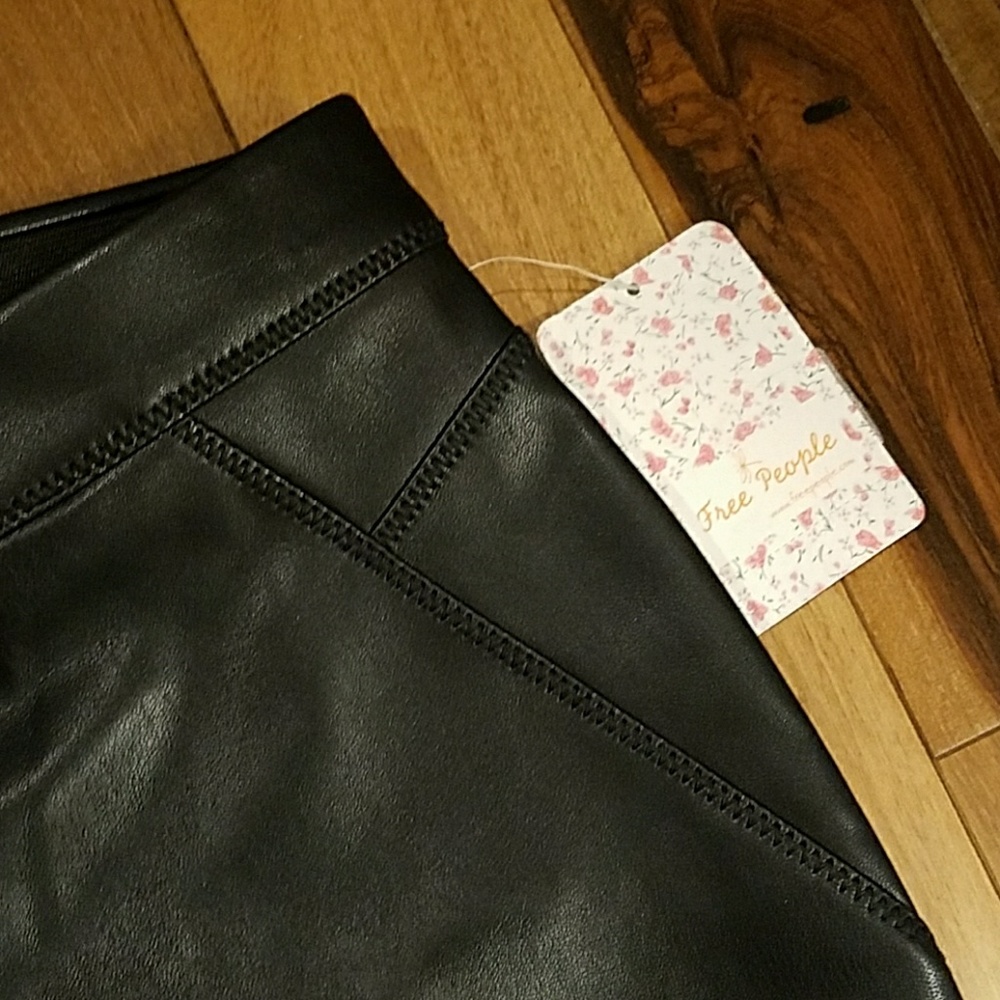 🌟🆕Free People Black pants - Picture 3 of 5